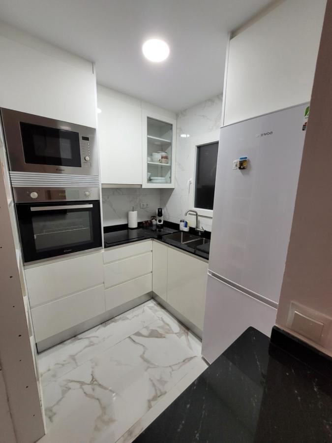 Apartamento Bajo Con Terraza Y Piscina Torrevieja Eksteriør bilde