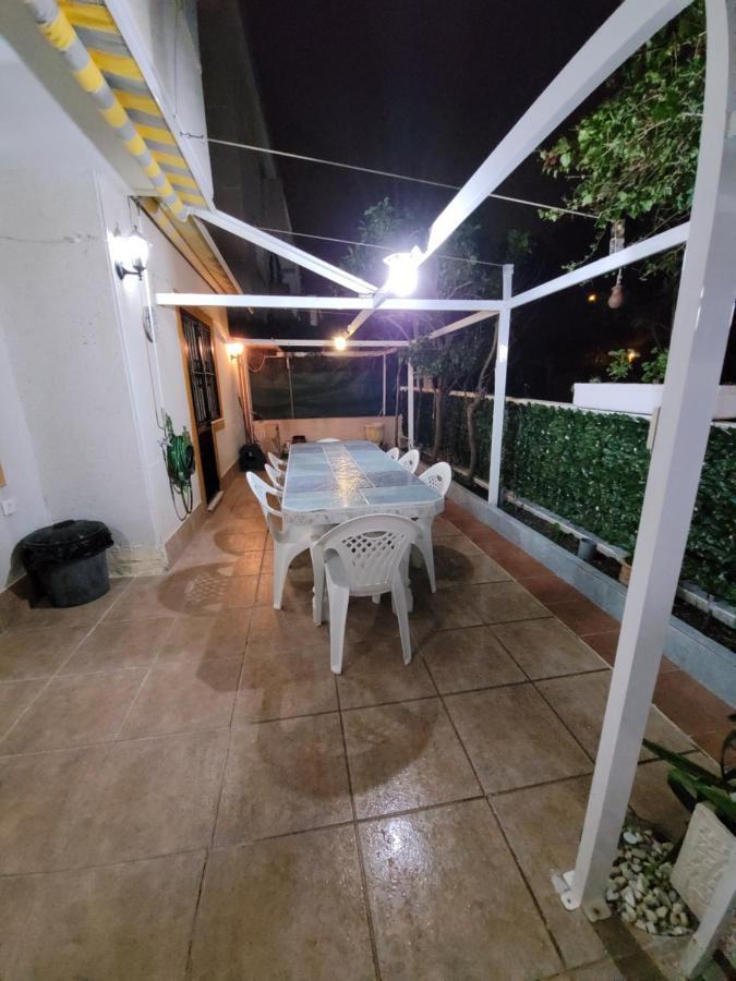 Apartamento Bajo Con Terraza Y Piscina Torrevieja Eksteriør bilde
